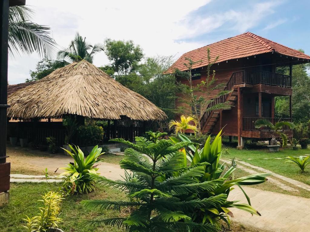 Eco Cabanas Marakolliya Tangalle Exteriör bild